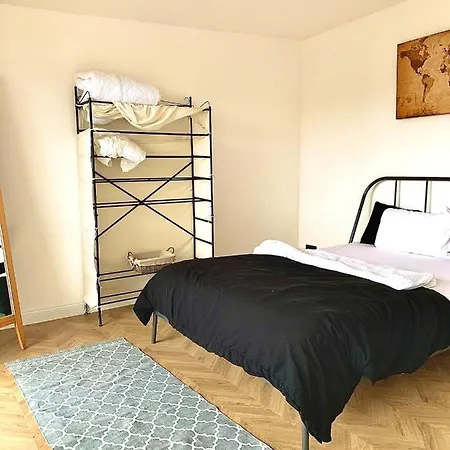 Ginius Homes- Ginis Penthouse * Düren - Eifel